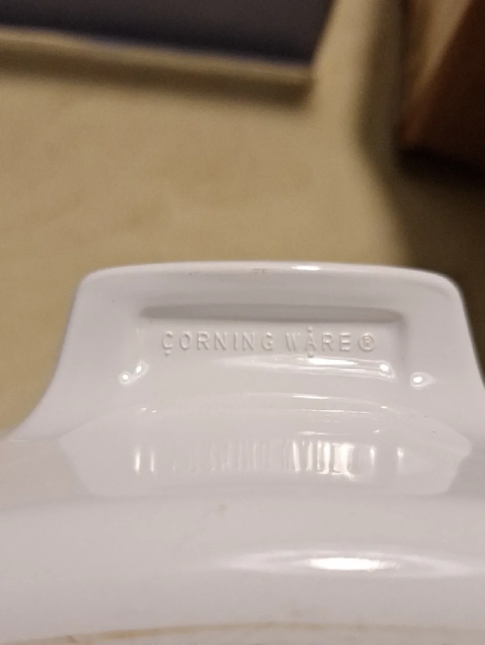 Corningware White  L'Echalote Casserole Dish 